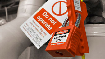 Bloqueo y etiquetado para el aislamiento de energías peligrosas